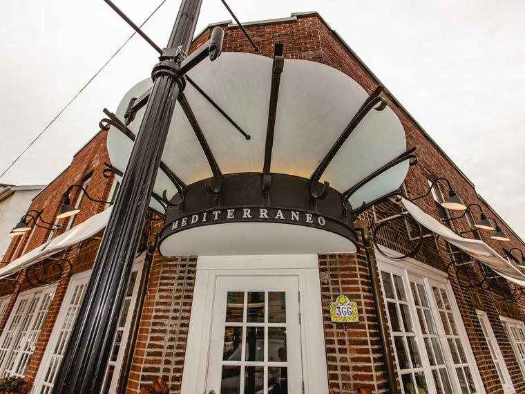 Mediterraneo, Greenwich, United States