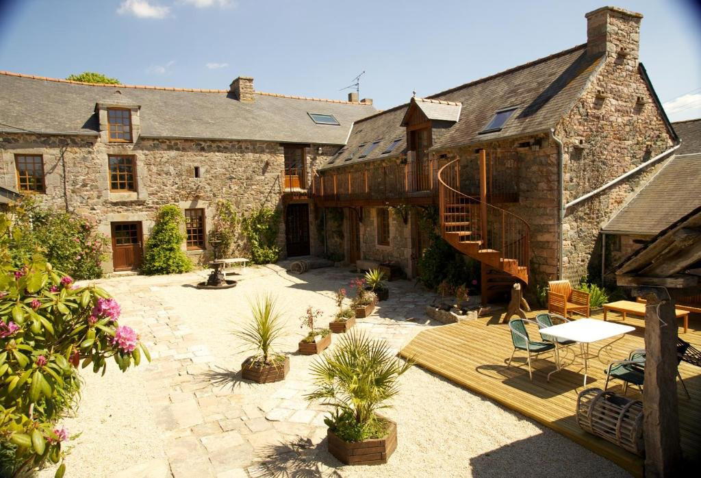 Relais Saint Aubin restaurant in Erquy, France