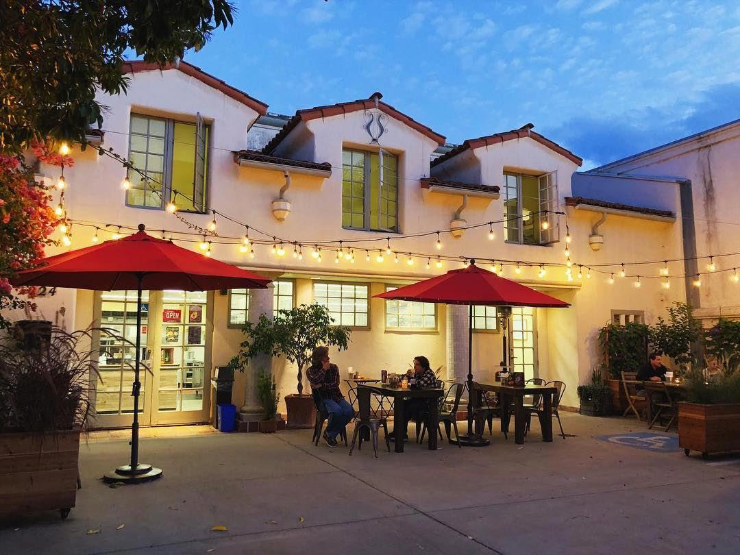 Buena Onda restaurant in Santa Barbara, United States
