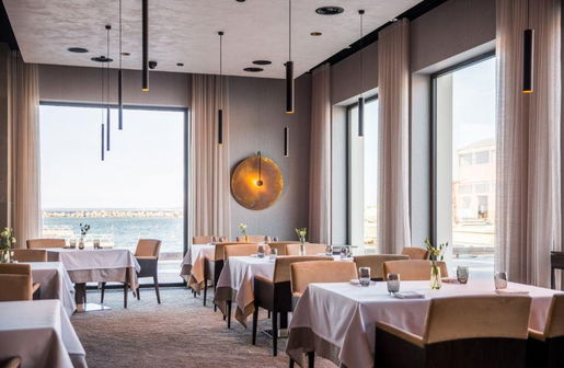 180 Degrees Restaurant