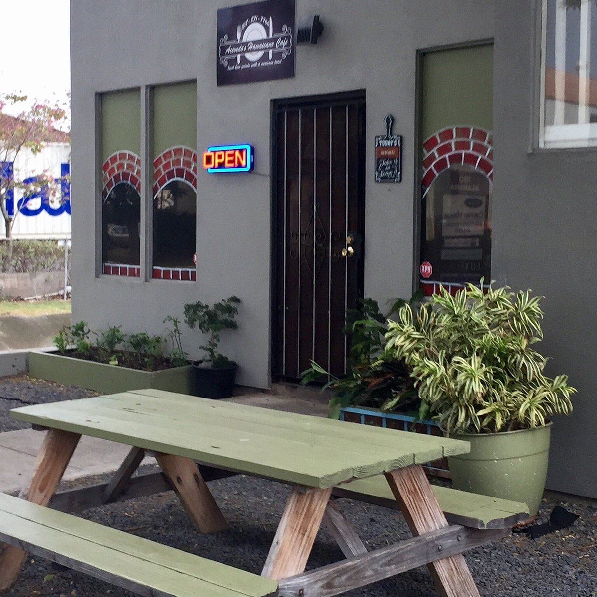 Acevedo's Hawaicano Cafe