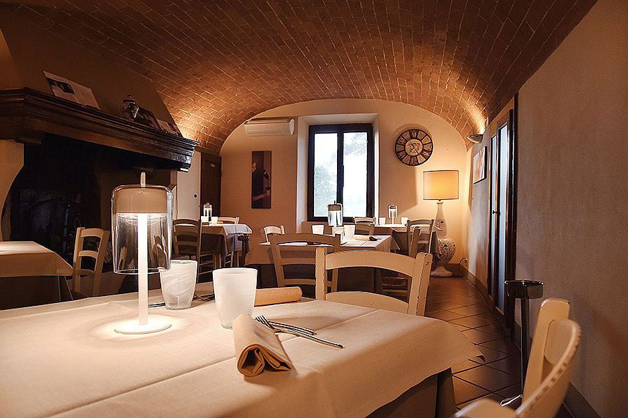 Antica Farmacia, Restaurant in Palaia