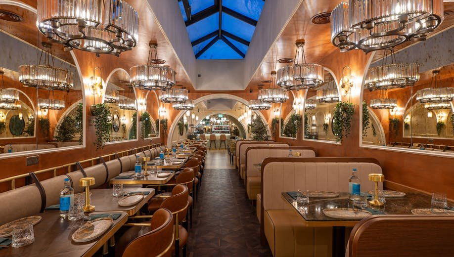 Efes Plus, Restaurant in Richmond