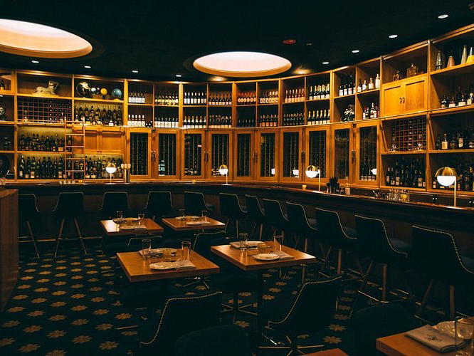 Cherry Circle Room, Chicago, United States