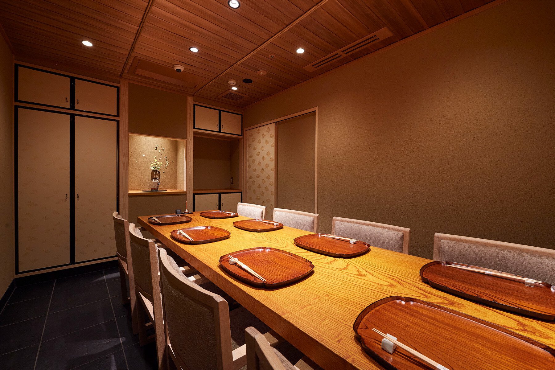 おにく 花柳 restaurant in Tokyo, Japan