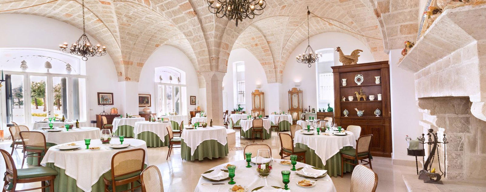 San Domenico Restaurant by the Pool, Restaurant in Savelletri di Fasano