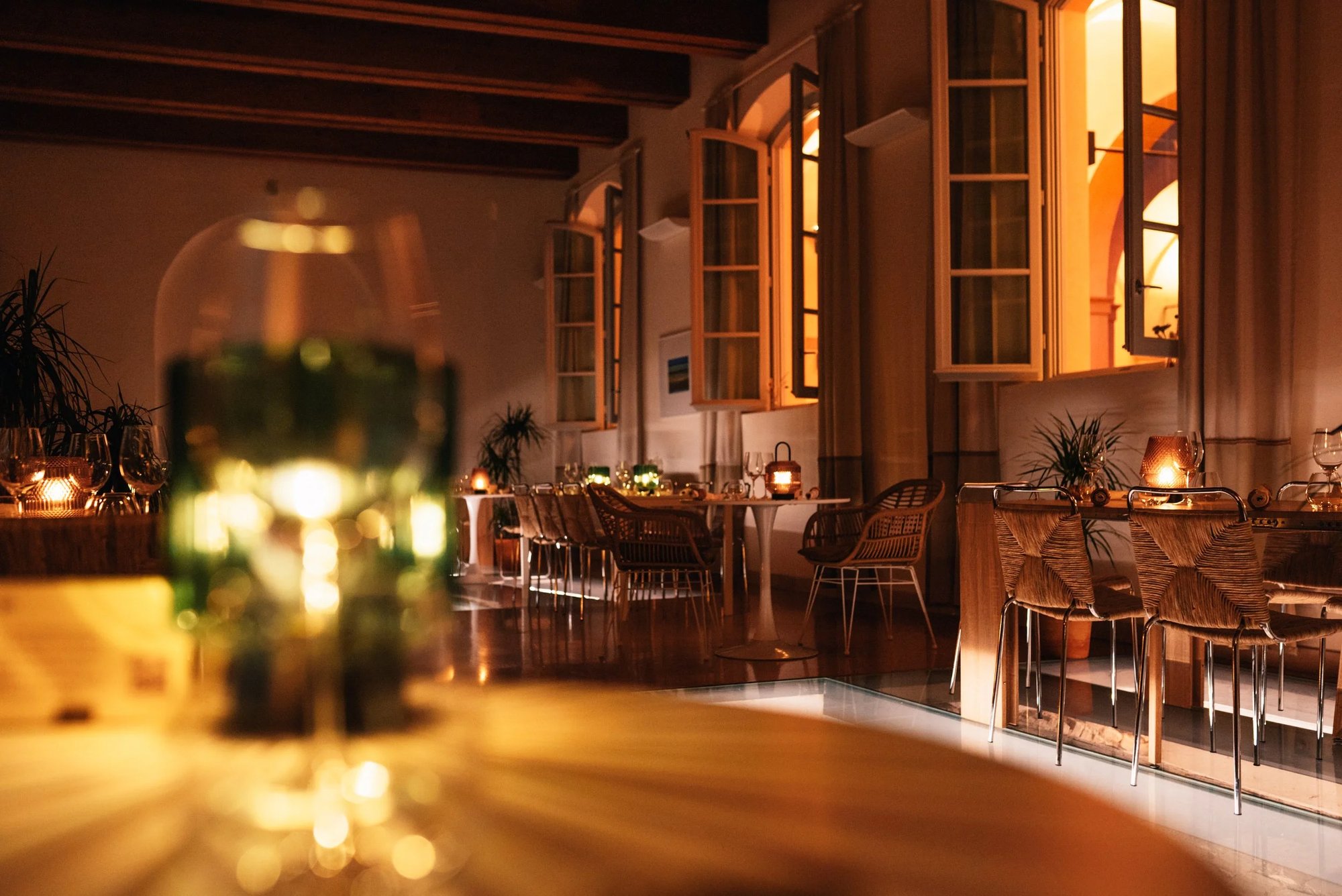 Roots, Restaurant in Modena