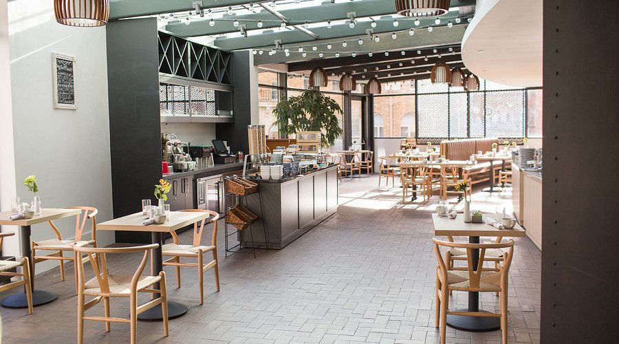 Solarium Café, Restaurant in Kansas City