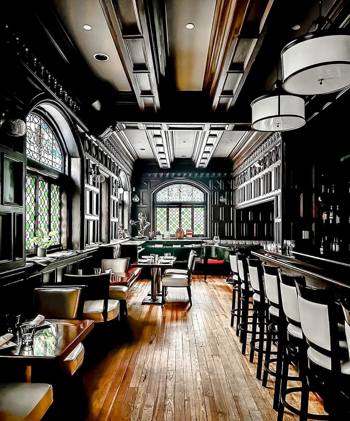 The George, Restaurant in Providence