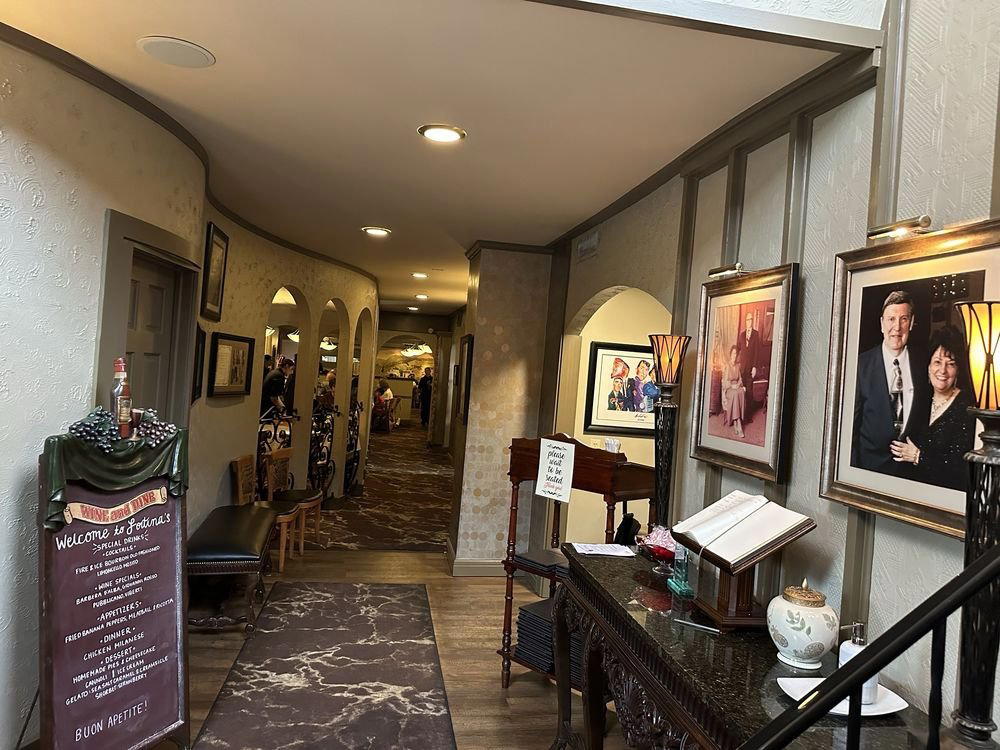 Fortuna's Restaurant restaurant in Niagara Falls, United States