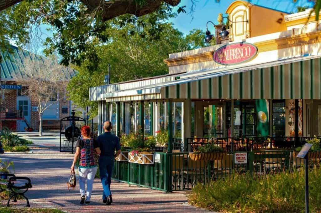 Cafe Alfresco restaurant in Dunedin, United States