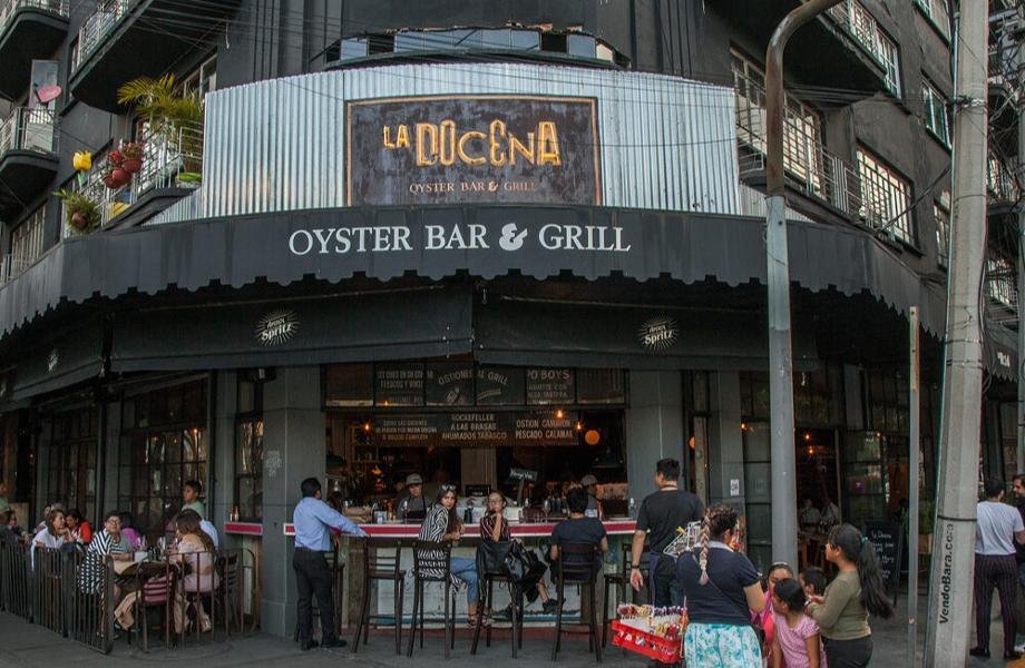 La Docena Oyster Bar & Grill, Guadalajara, Mexico