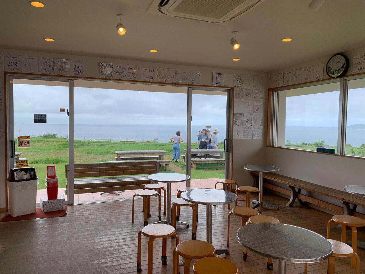 Mirumiru Honpo Honten restaurant in Ishigaki, Japan