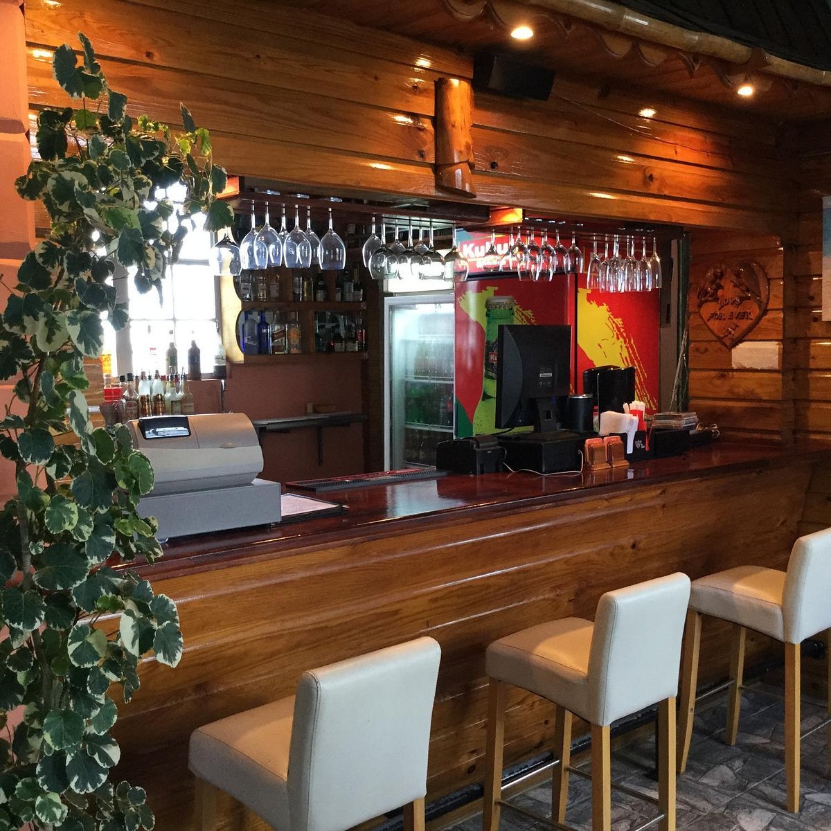 Sardonyx Restaurant & Bar, Mero, Dominica