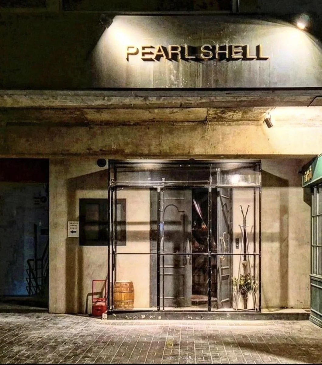 Pearl Shell, Seoul, South Korea