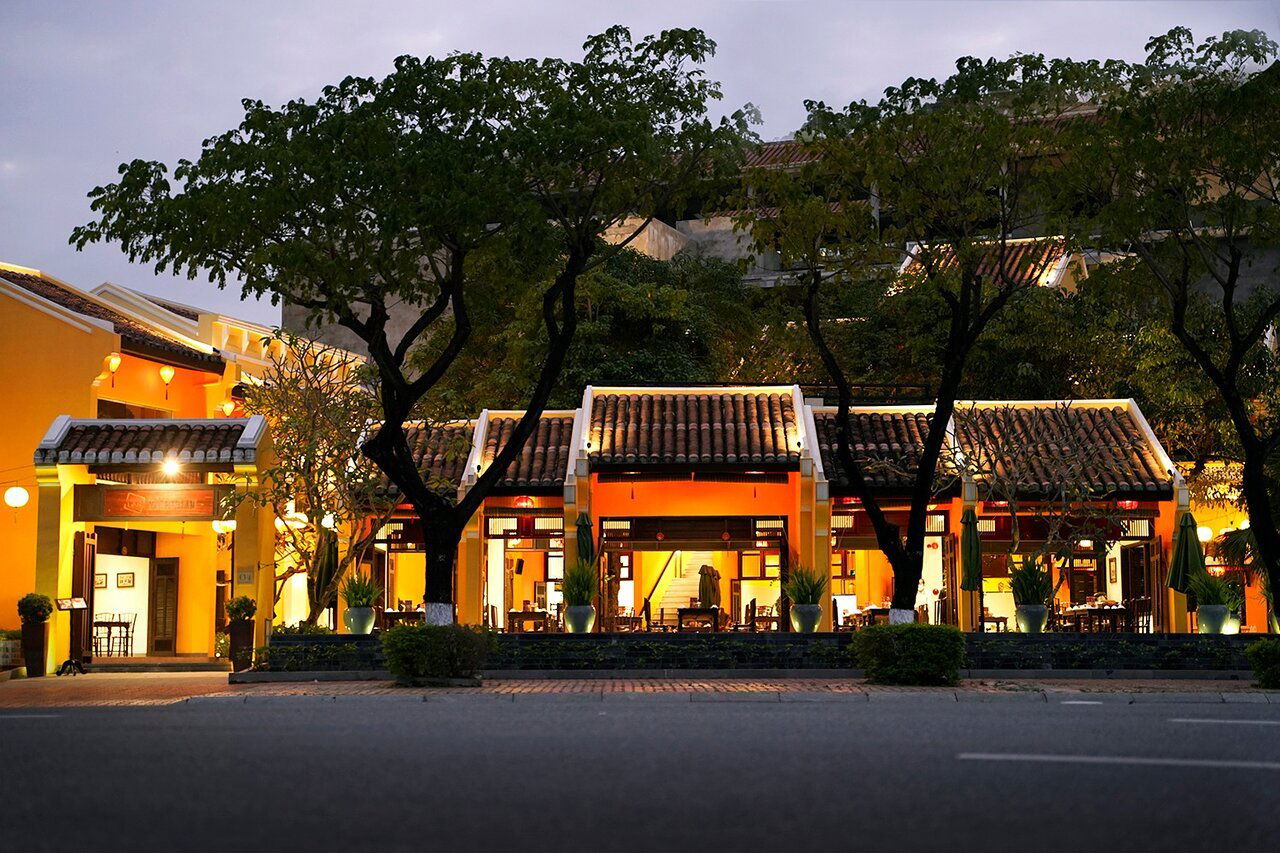 Nhà hàng Madame Lân, Restaurant in Hai Chau