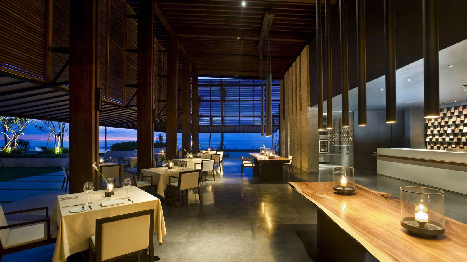 The Reading Room, Restaurant in Tabanan