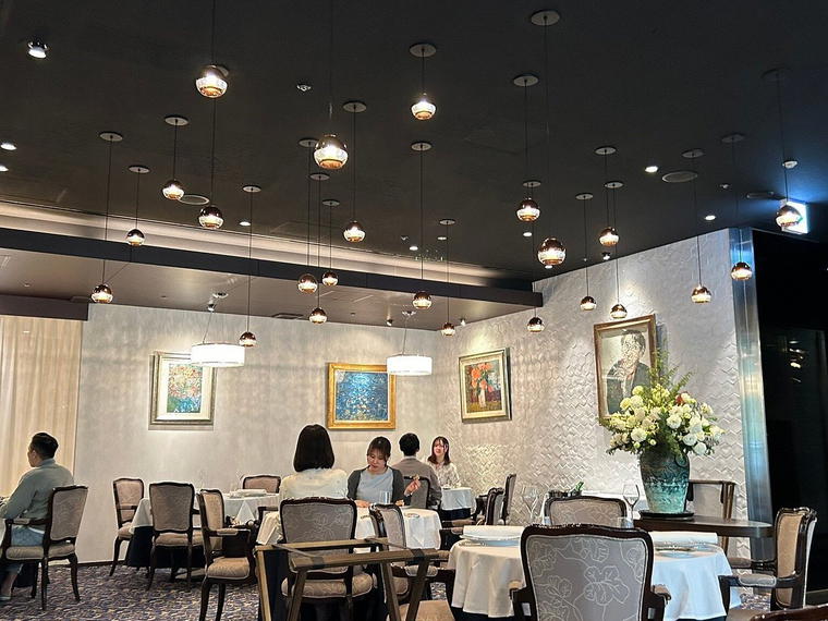 Presqu'île, Osaka, Japan
