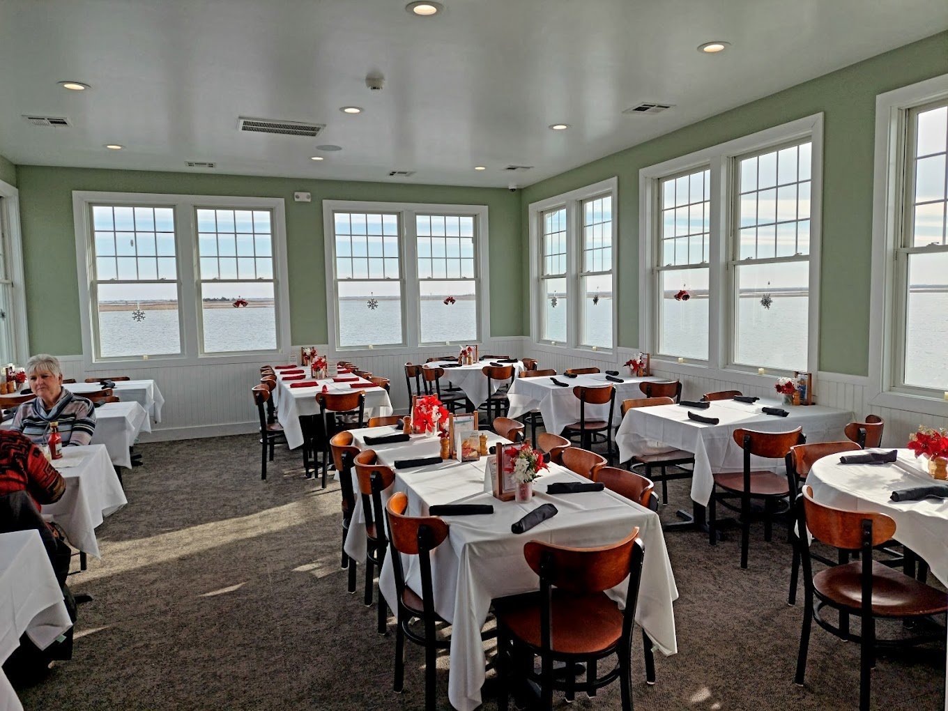 Sun Harbor Seafood and Grill, Barnegat Township, United States