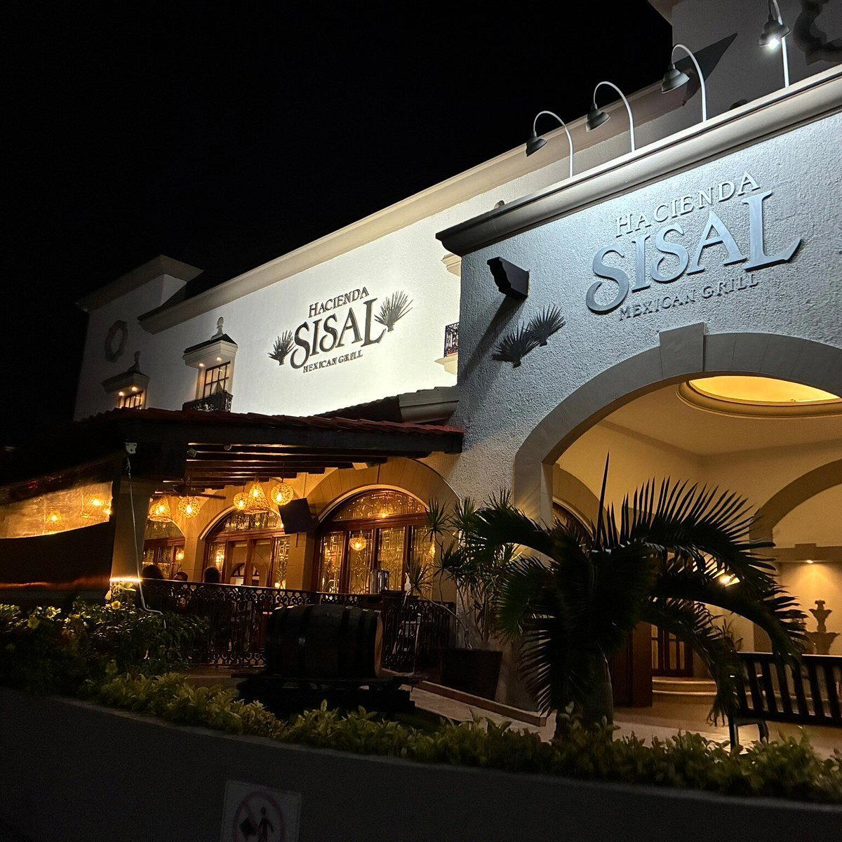 Hacienda Sisal restaurant in Cancún, Mexico