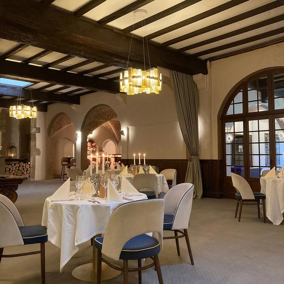Le Chant de la Source restaurant in Serves Sur Rhone, France