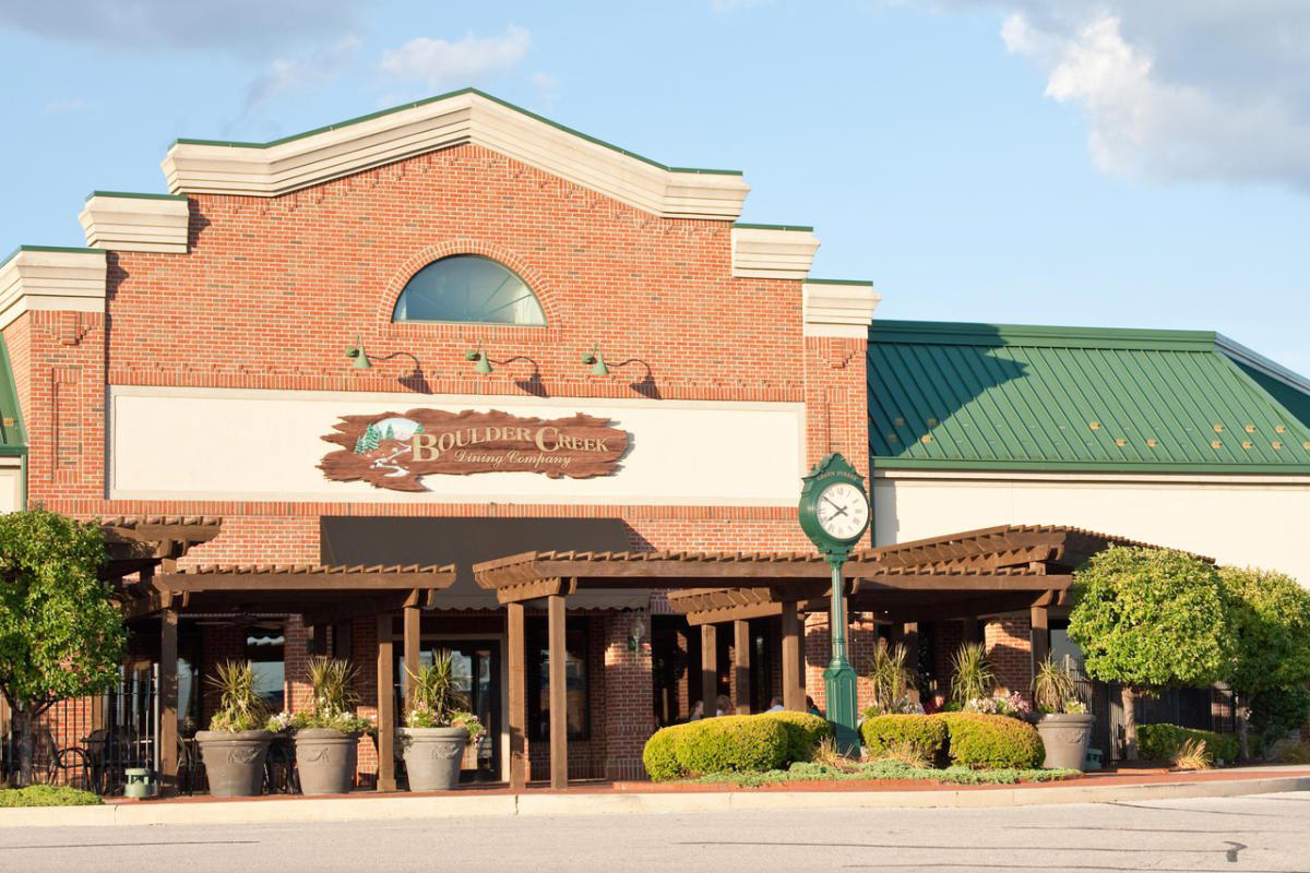 Boulder Creek restaurant in Brownsburg