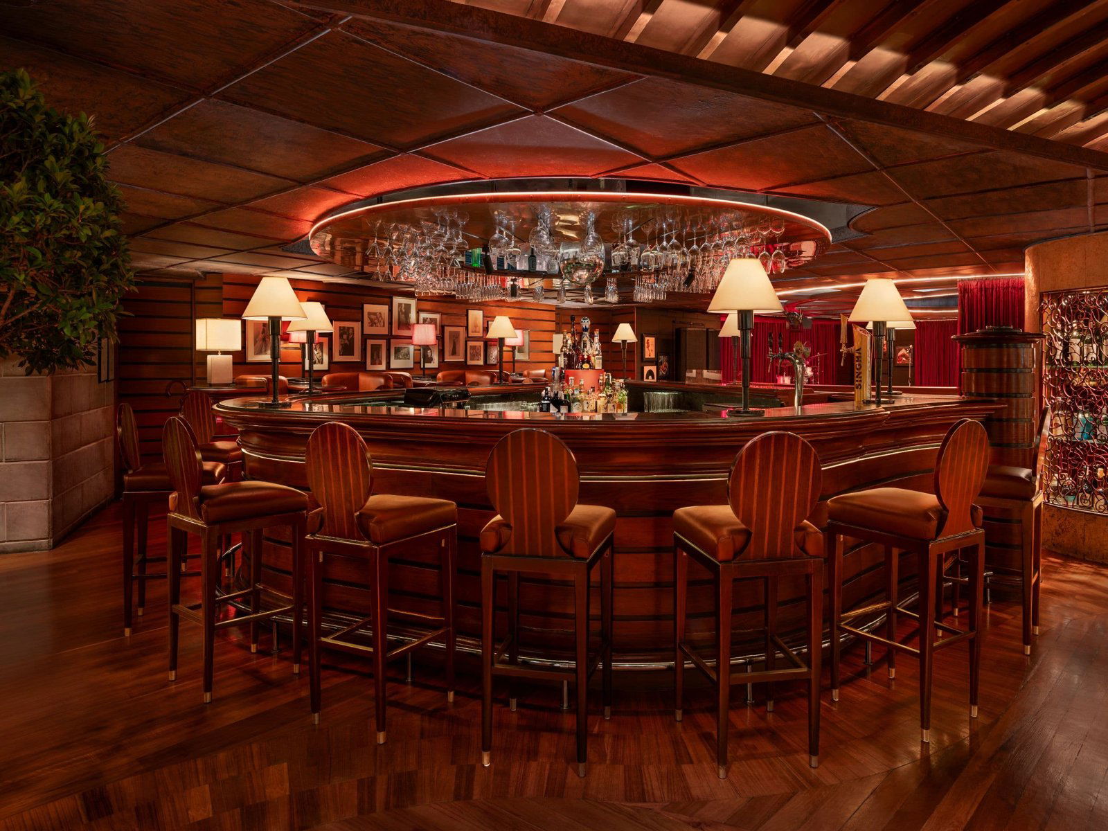 GASTON Bistro & Bar, Restaurant in Pathum Wan