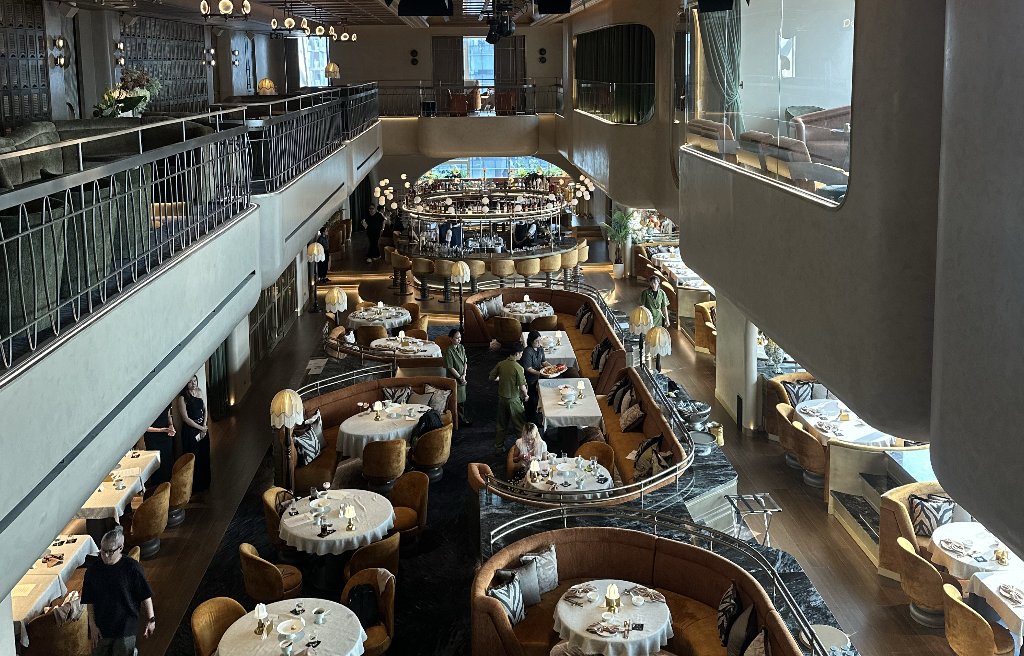 The Consul Club