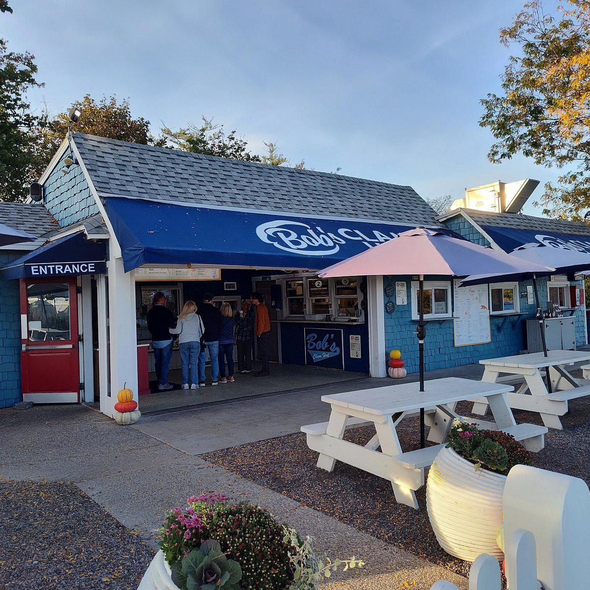 Bob's Clam Hut, Kittery, United States