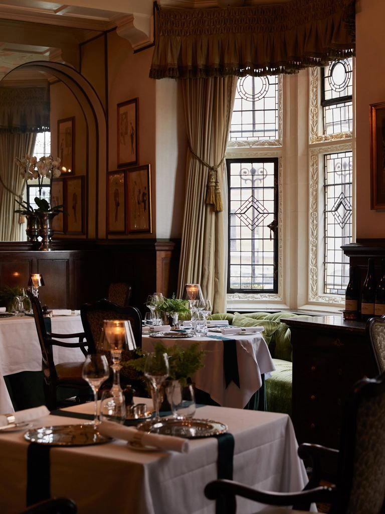 Cheneston's Restaurant restaurant in London, United Kingdom