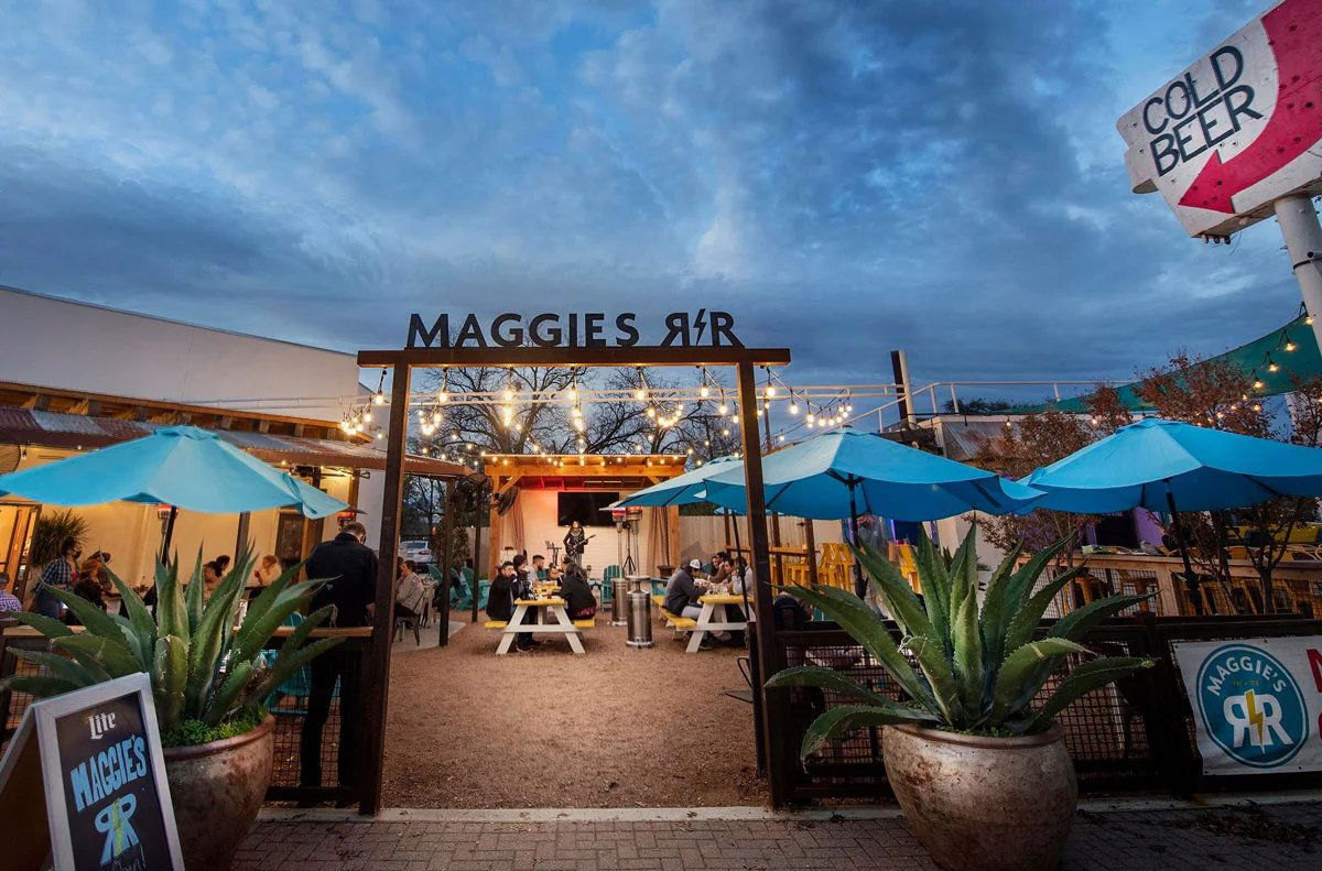 Maggie's RnR, Restaurant in Fort Worth