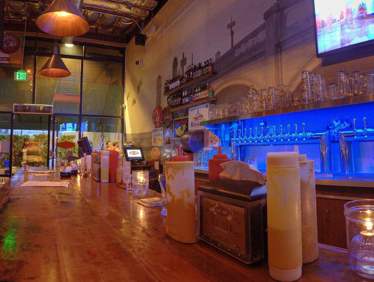 Link N Hops restaurant in Los Angeles, United States