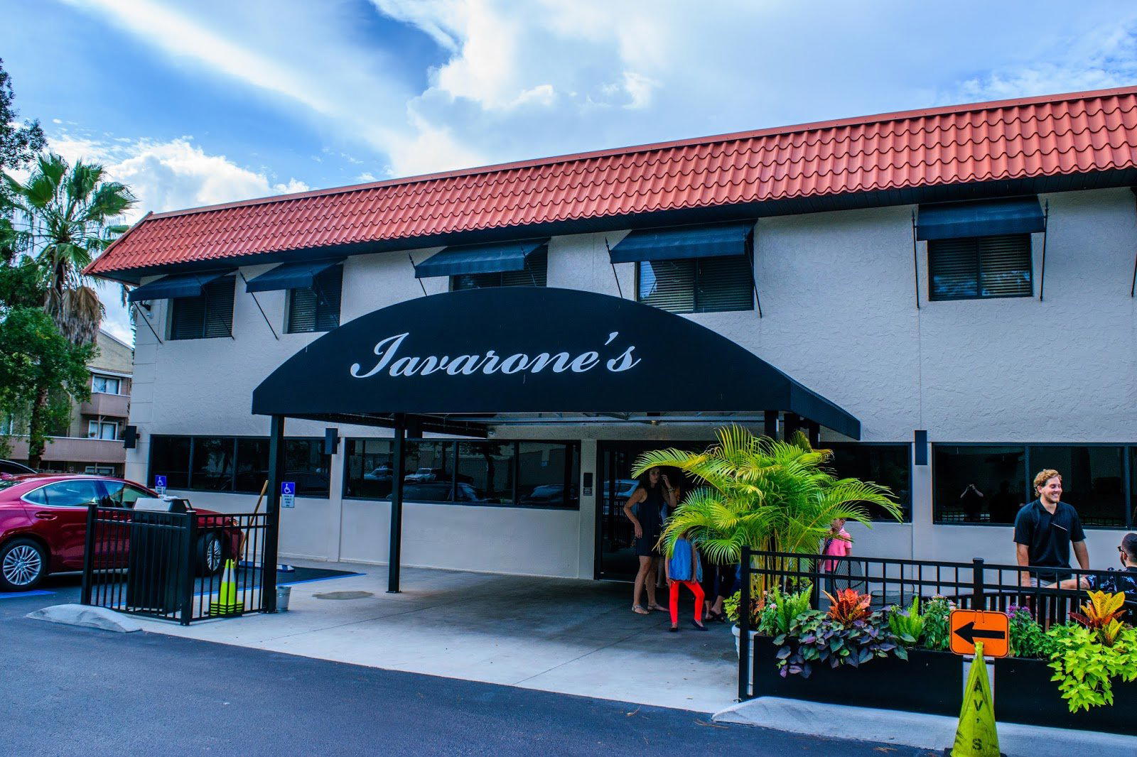 Iavarone's Steakhouse & Italian Grill restaurant in Tampa, United States