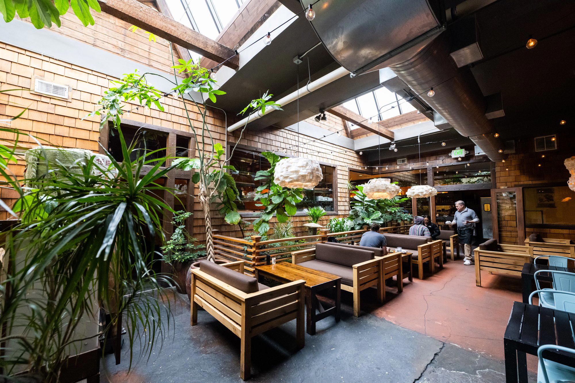 Umi Sake House restaurant in Seattle, United States