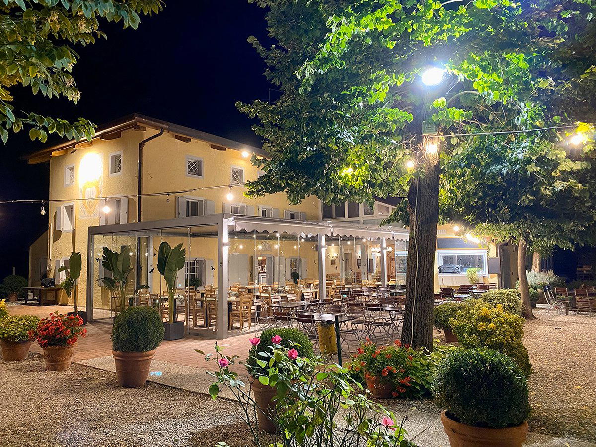 Il Biergarten restaurant in Ronchis, Italy