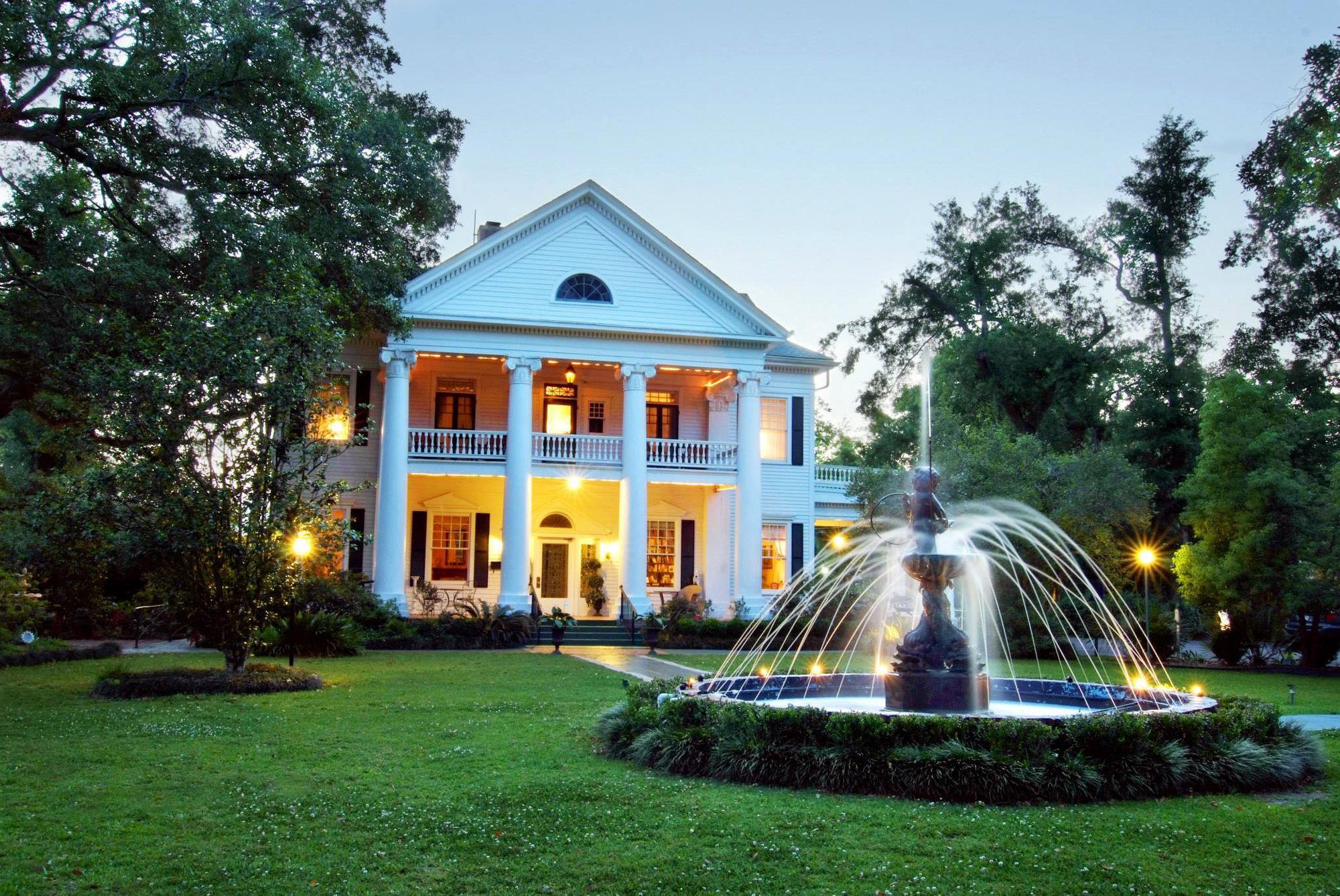 Historic Michabelle Inn restaurant in Hammond