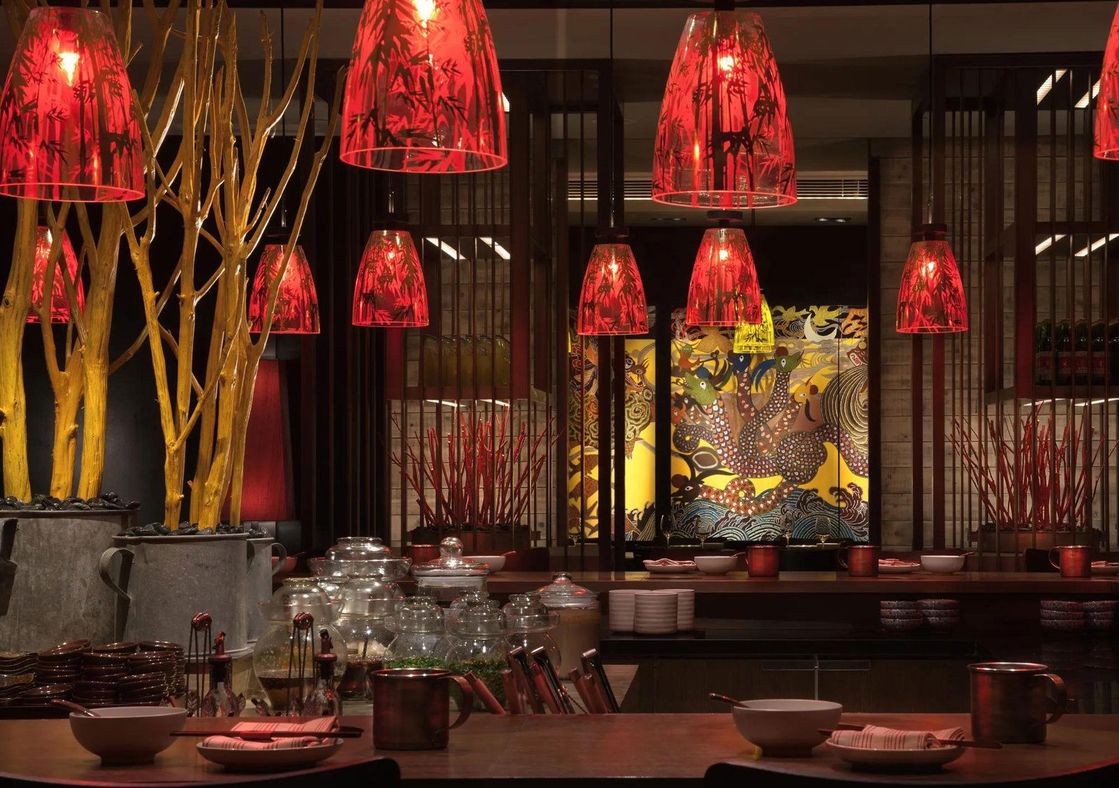 Red Bowl, Restaurant in Beijing