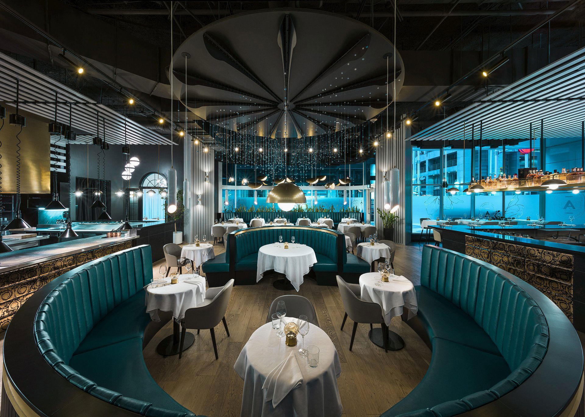 Aiana Restaurant, Restaurant in Ottawa