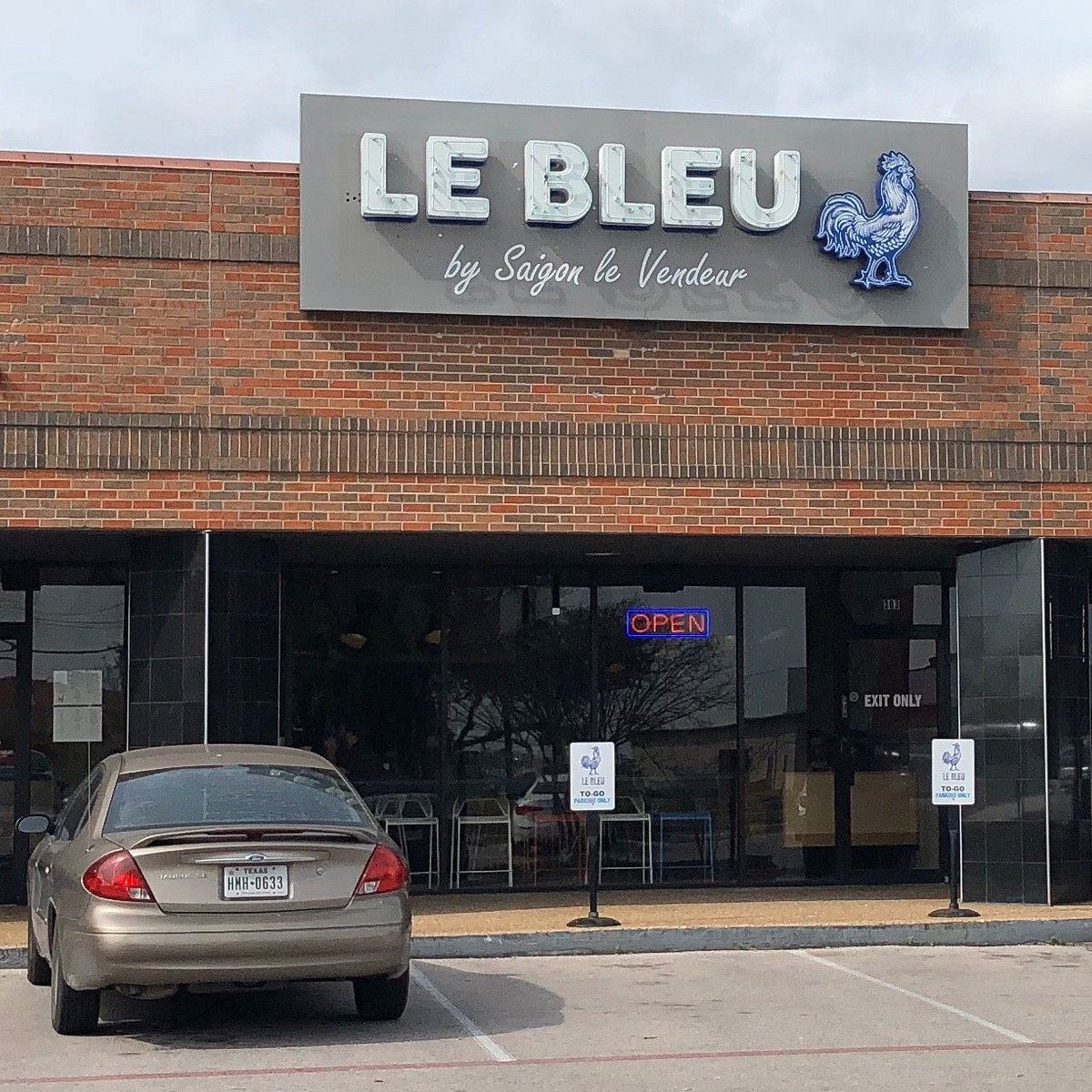 Le Bleu, Restaurant in Austin