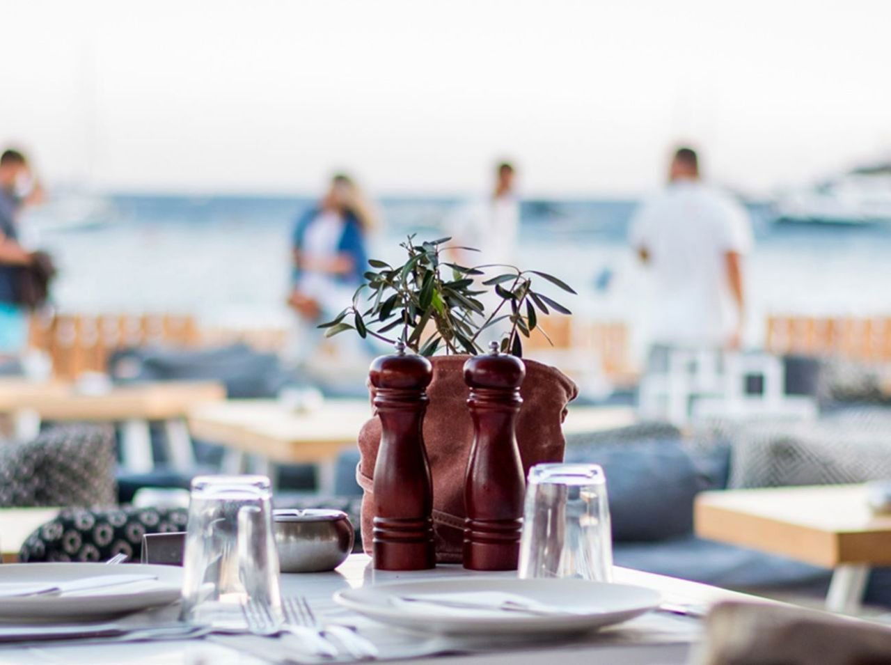 Kuzina Restaurant, Restaurant in Mykonos