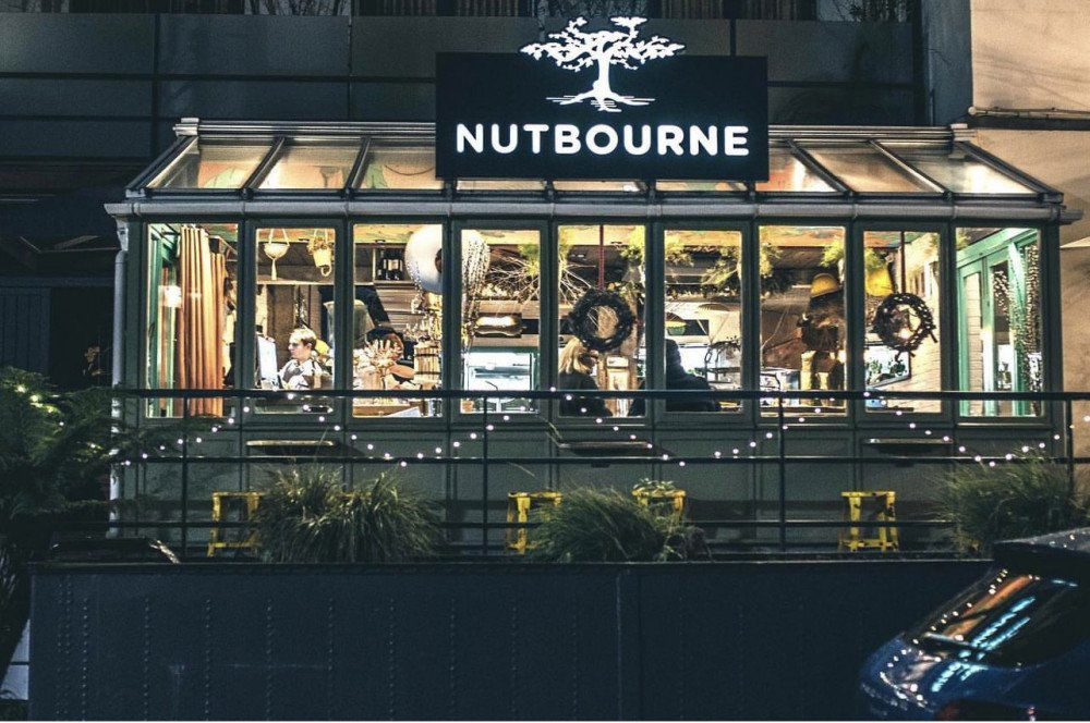 Nutbourne Bar and Restaurant, Battersea, Restaurant in London