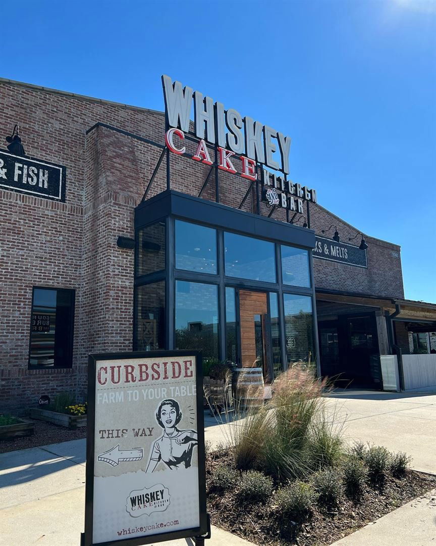 Whiskey Cake - Baybrook, Restaurant in Friendswood