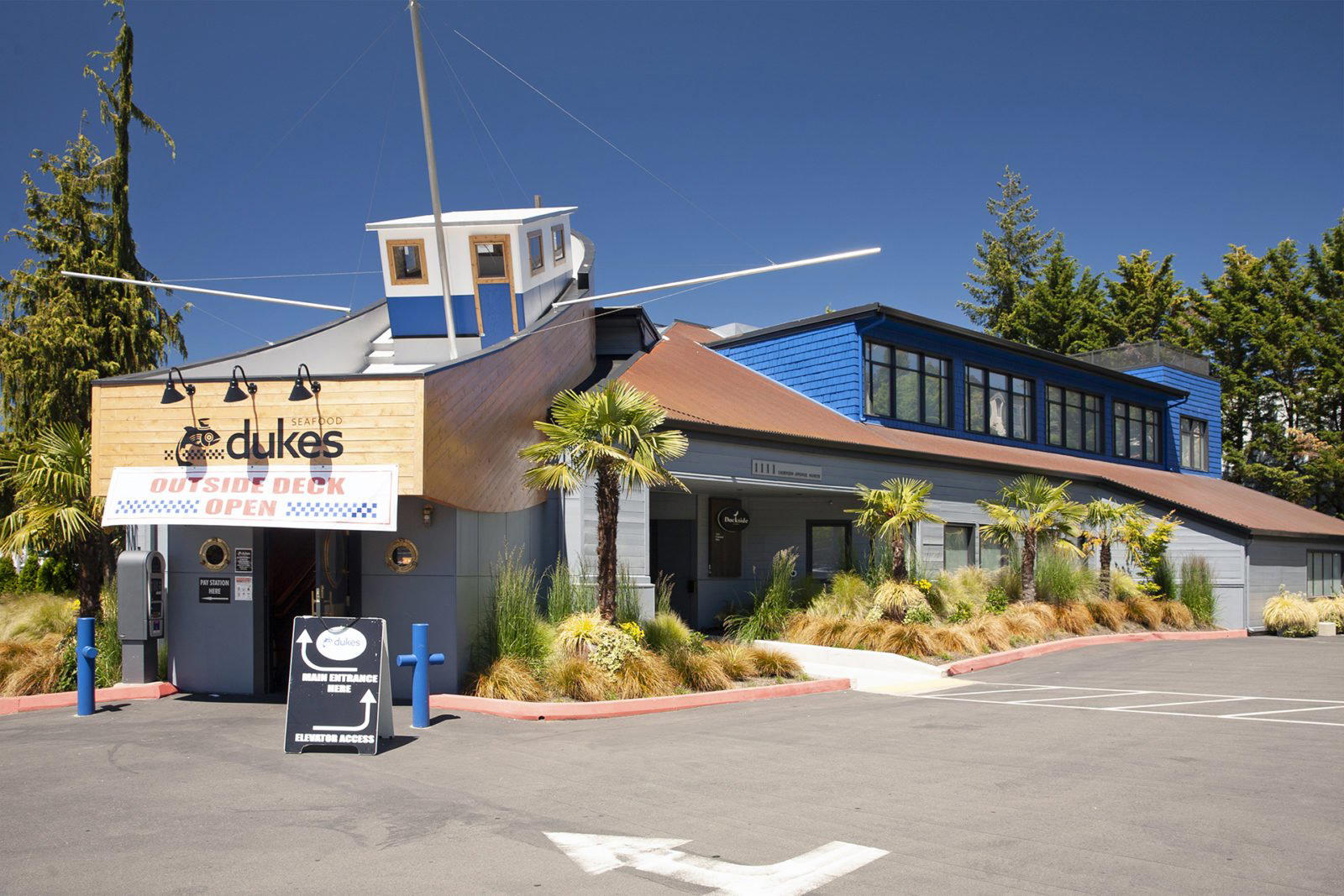 Duke's Seafood - Lake Union restaurant in Seattle, United States