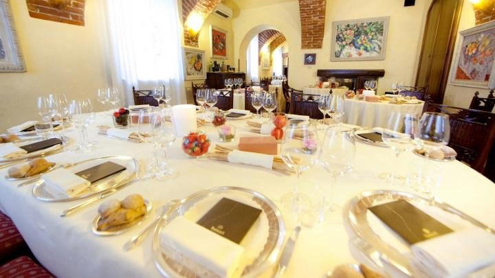 Antica Corona Reale restaurant in Cervere