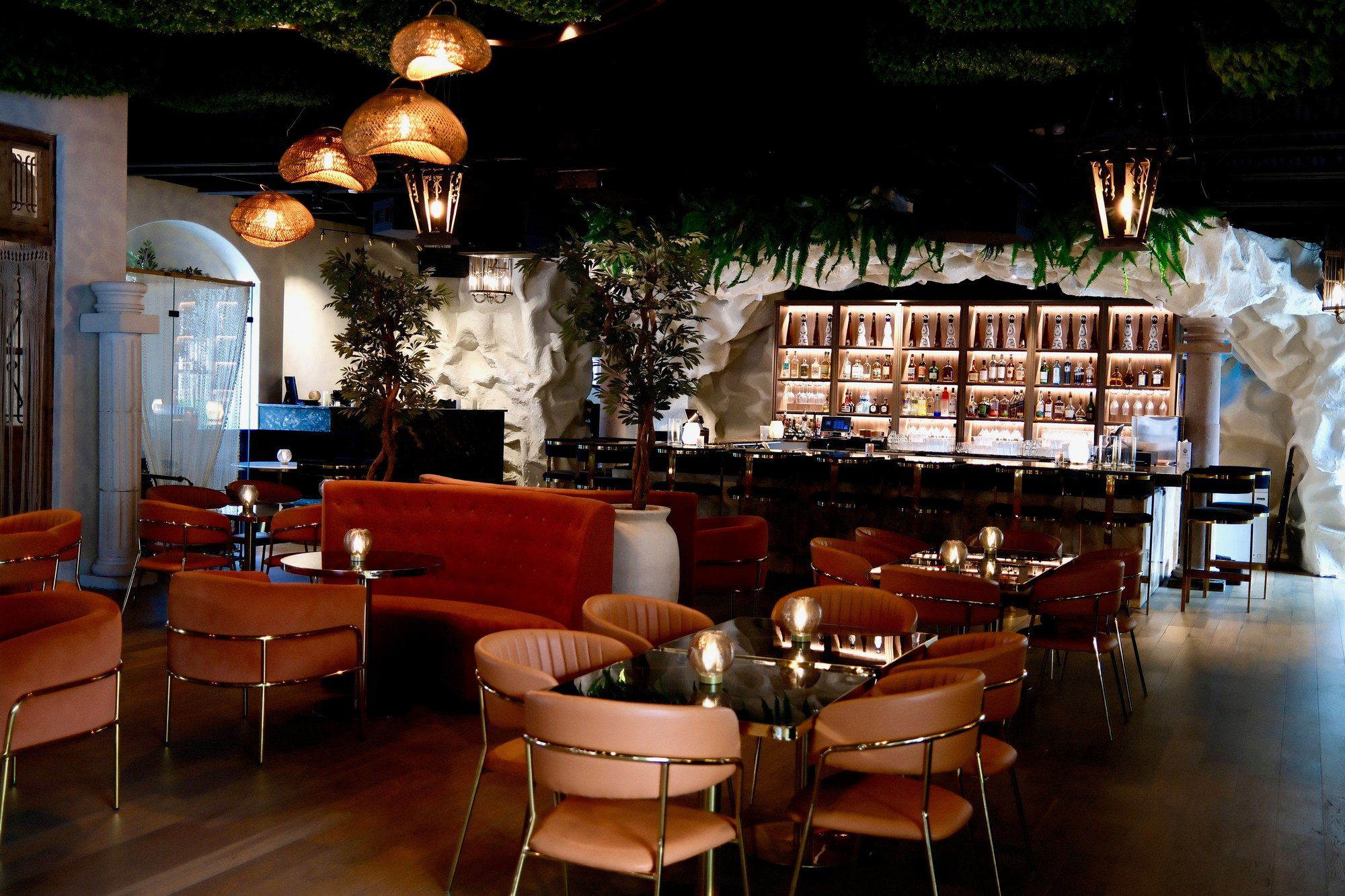 Tago, Restaurant in Houston