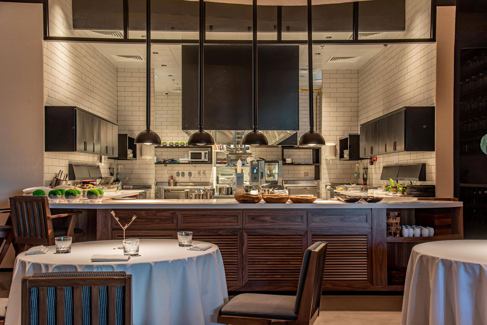 T STUDIO, Restaurant in Dubai