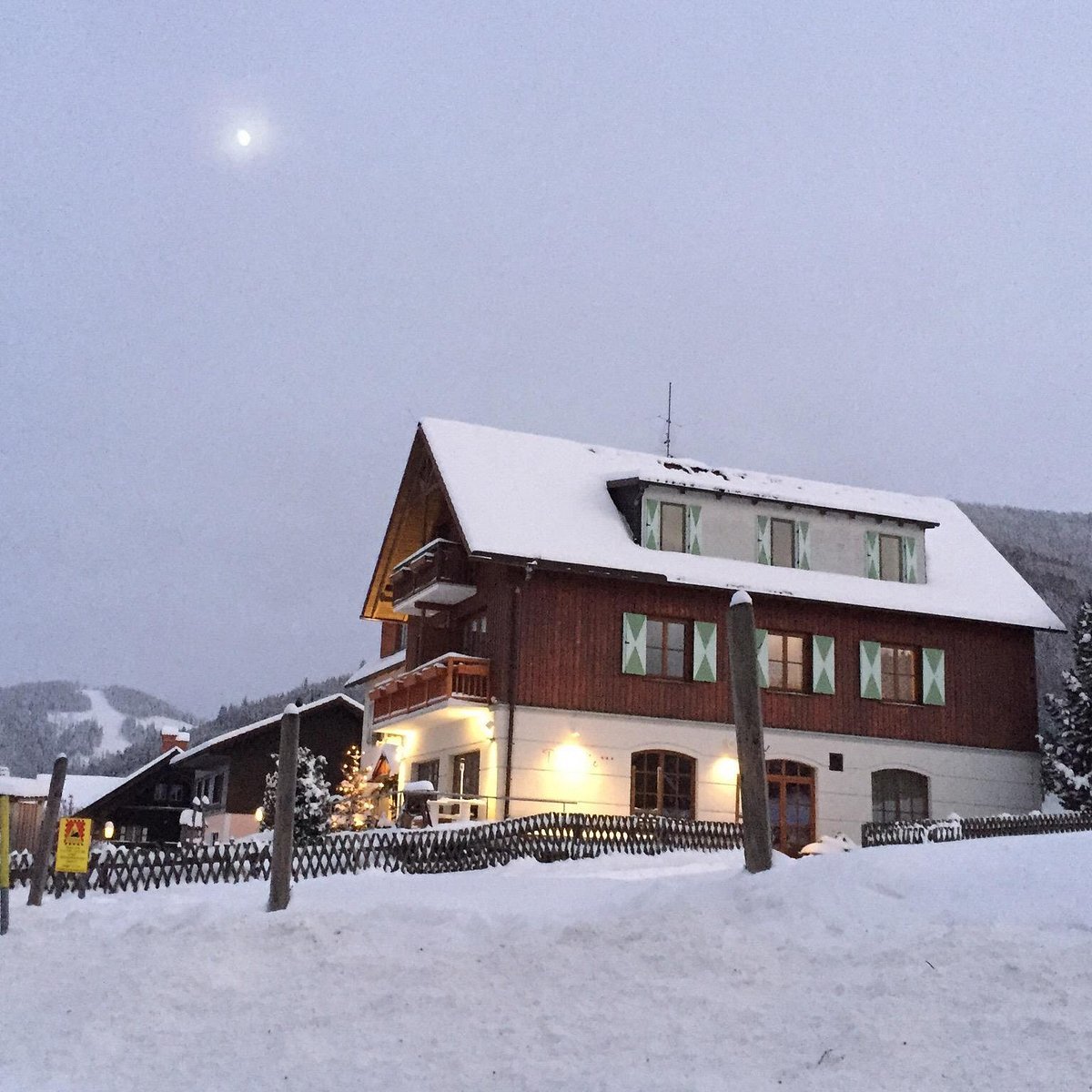 Restaurant & Cafe Passhöhe restaurant in Hohentauern, Austria