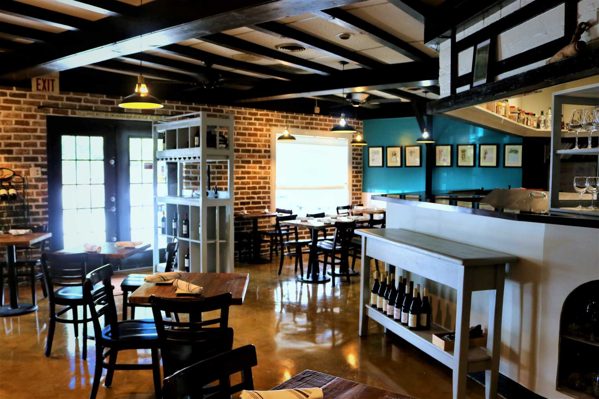 Bistro 555 restaurant in Houston, United States