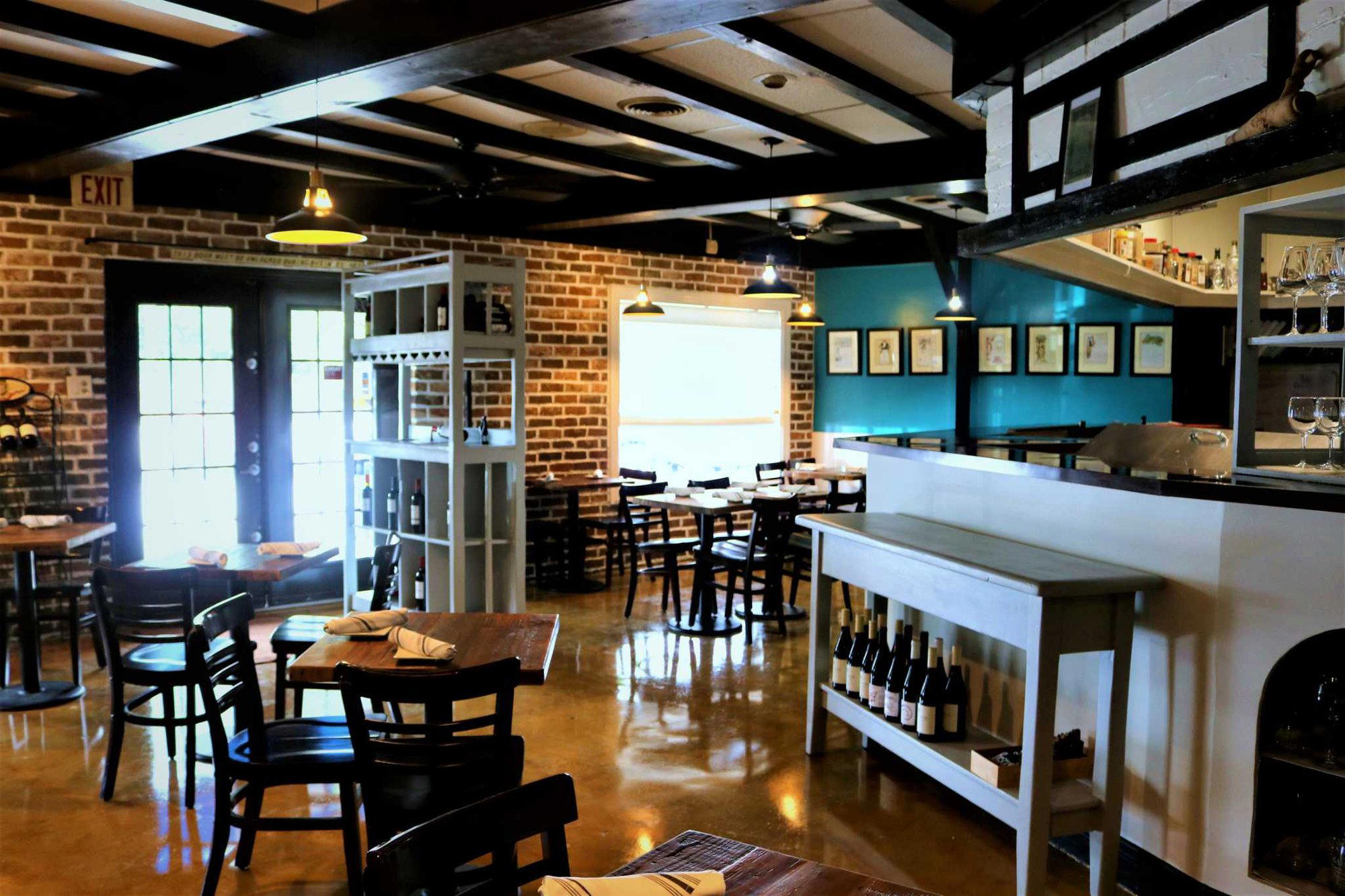 Bistro 555 restaurant in Houston, United States