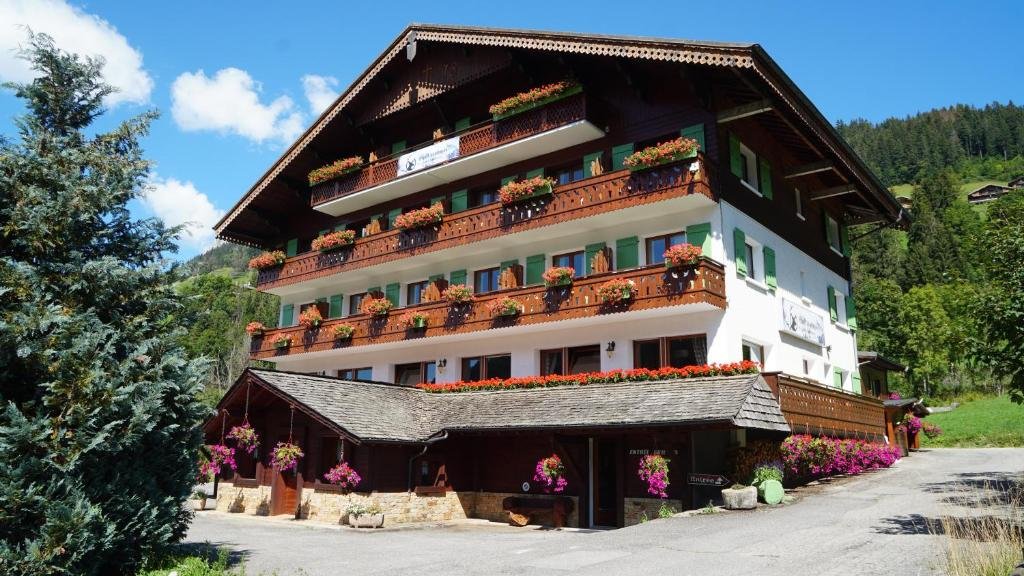 Esprit Montagne, Restaurant in La Chapelle-d'Abondance
